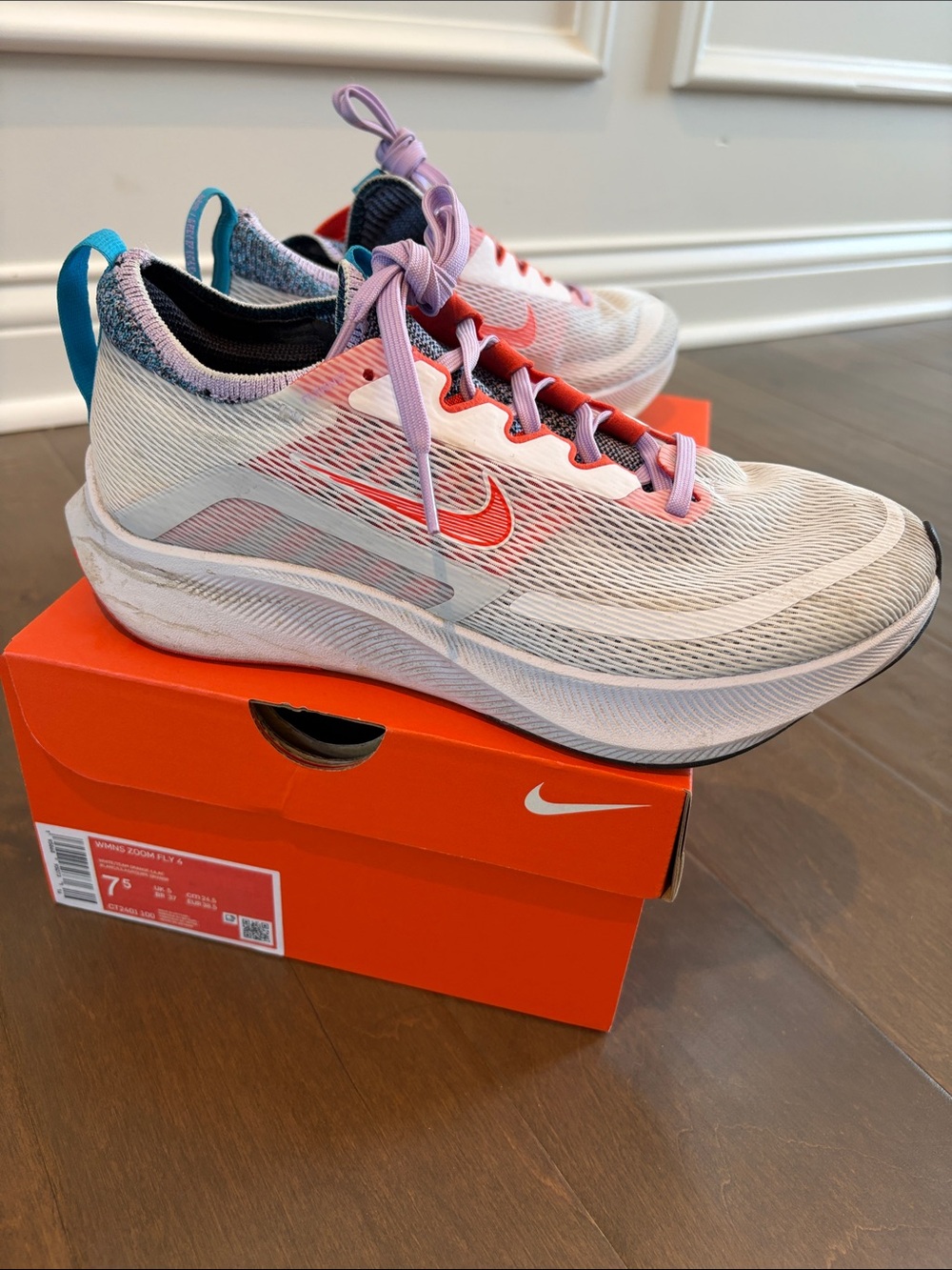 Nike Zoom Fly 4 Women 7.5 running shoes